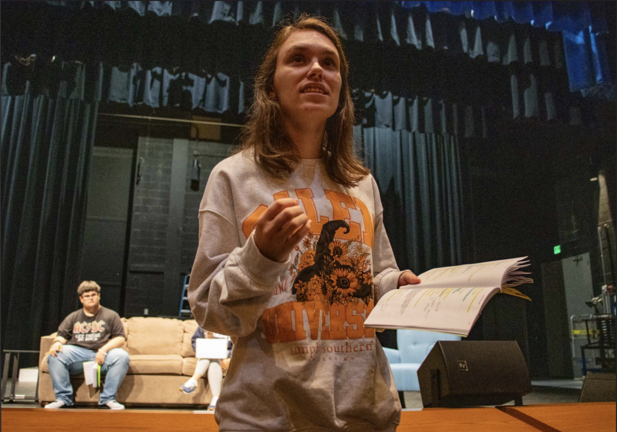 SE student Kristen Wirkler, who plays Hilda, tells the story of her mothers mysterious disappearance during a party